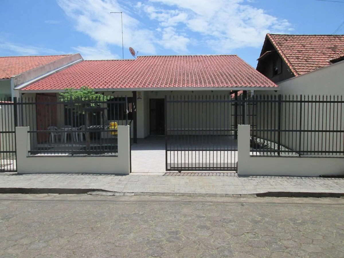 Holiday home Casa Em Penha Sc Perto Do Beto Carrero E Da Praia